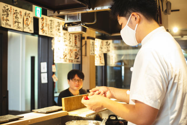 ルーツは大阪屈指の飲み屋街にあった